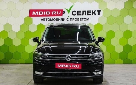 Volkswagen Tiguan II, 2017 год, 2 499 000 рублей, 3 фотография