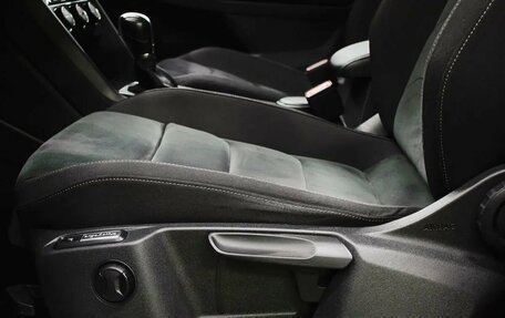 Volkswagen Tiguan II, 2017 год, 2 499 000 рублей, 22 фотография