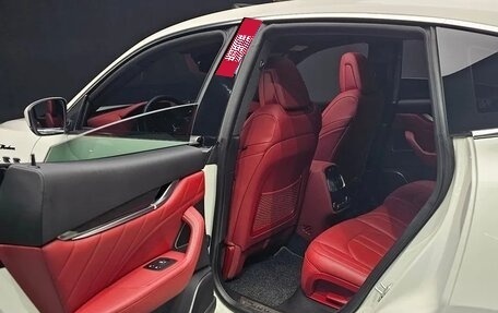 Maserati Levante I, 2021 год, 6 299 333 рублей, 15 фотография