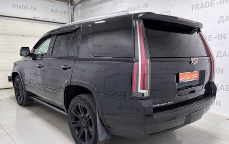 Cadillac Escalade IV, 2016 год, 5 250 000 рублей, 6 фотография