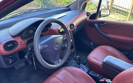 Mercedes-Benz A-Класс, 2003 год, 700 000 рублей, 4 фотография