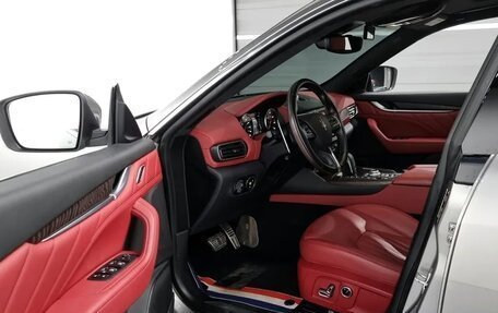 Maserati Levante I, 2022 год, 4 899 333 рублей, 5 фотография
