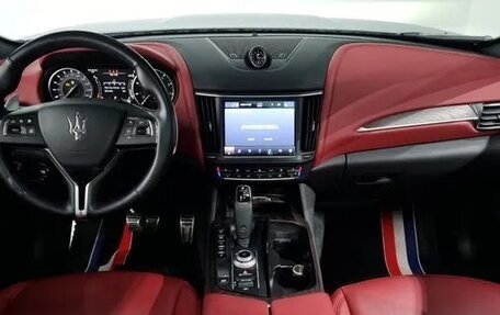 Maserati Levante I, 2022 год, 4 899 333 рублей, 6 фотография