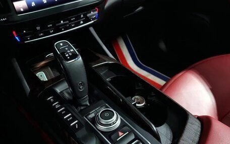 Maserati Levante I, 2022 год, 4 899 333 рублей, 12 фотография