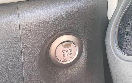 Nissan Cube III, 2018 год, 800 000 рублей, 12 фотография