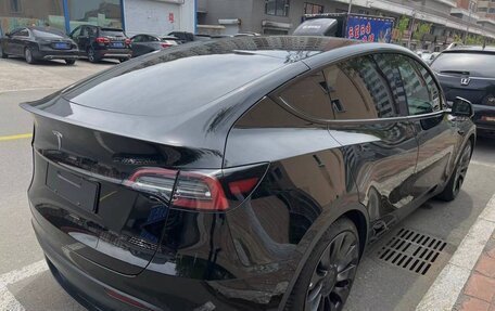 Tesla Model Y I, 2022 год, 4 800 000 рублей, 2 фотография
