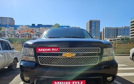 Chevrolet Tahoe III, 2011 год, 2 125 000 рублей, 3 фотография