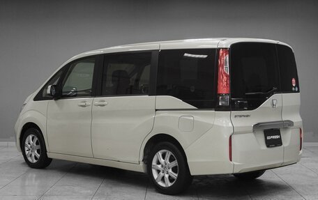 Honda Stepwgn IV, 2016 год, 2 099 000 рублей, 2 фотография