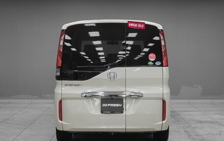 Honda Stepwgn IV, 2016 год, 2 099 000 рублей, 4 фотография