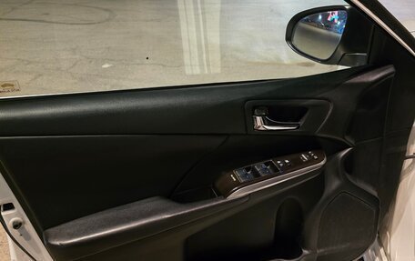 Toyota Camry, 2017 год, 200 000 рублей, 13 фотография