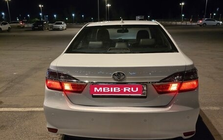 Toyota Camry, 2017 год, 200 000 рублей, 8 фотография