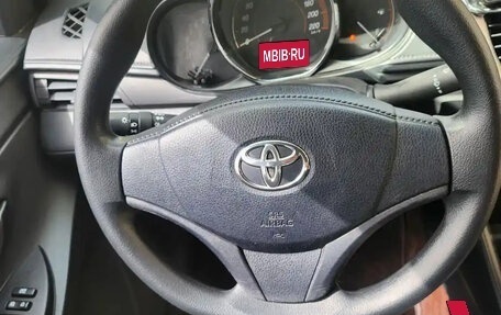 Toyota Yaris XP150 рестайлинг, 2021 год, 1 150 000 рублей, 6 фотография
