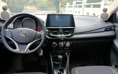 Toyota Vios III, 2022 год, 1 170 000 рублей, 10 фотография