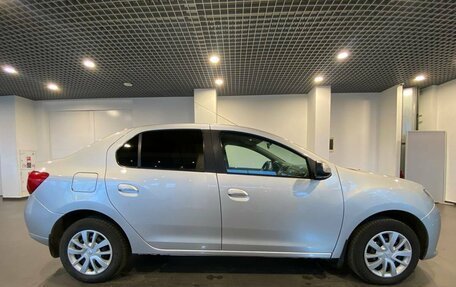 Renault Logan II, 2017 год, 720 000 рублей, 2 фотография