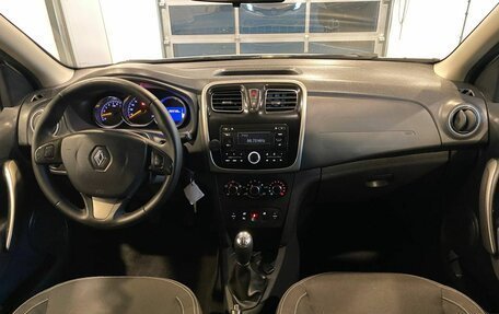 Renault Logan II, 2017 год, 720 000 рублей, 9 фотография