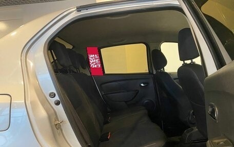 Renault Logan II, 2017 год, 720 000 рублей, 17 фотография
