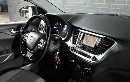 Hyundai Solaris II рестайлинг, 2018 год, 1 100 000 рублей, 16 фотография