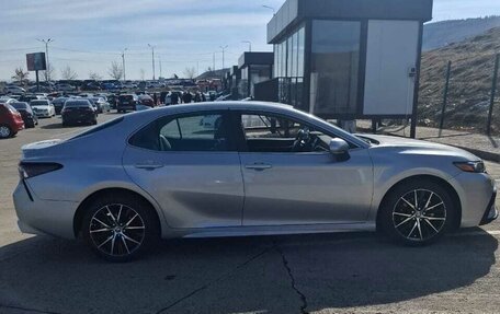 Toyota Camry, 2022 год, 2 840 000 рублей, 4 фотография
