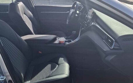 Toyota Camry, 2022 год, 2 840 000 рублей, 6 фотография