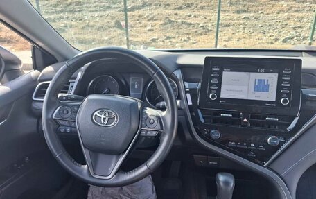 Toyota Camry, 2022 год, 2 840 000 рублей, 5 фотография