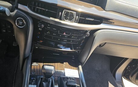 Lexus LX III, 2018 год, 7 800 000 рублей, 13 фотография