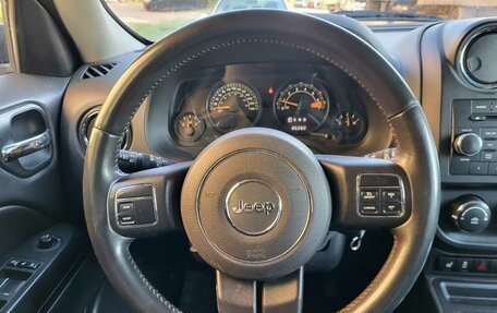 Jeep Liberty (Patriot), 2015 год, 1 700 000 рублей, 7 фотография