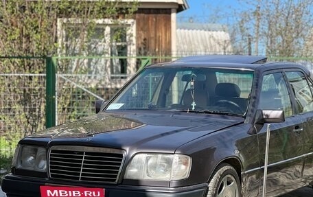 Mercedes-Benz E-Класс, 1992 год, 550 000 рублей, 2 фотография
