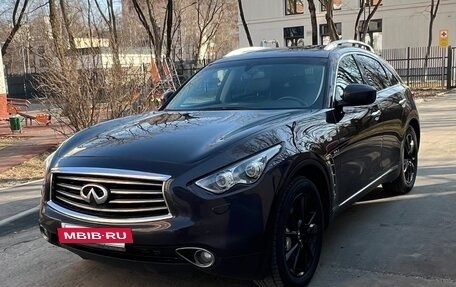 Infiniti QX70, 2014 год, 1 900 000 рублей, 3 фотография