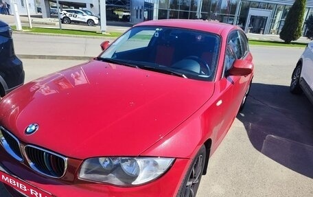 BMW 1 серия, 2011 год, 790 000 рублей, 2 фотография