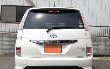 Toyota ISis I, 2017 год, 1 024 000 рублей, 6 фотография