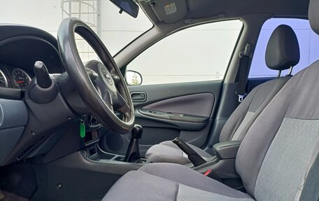 Nissan Almera, 2004 год, 250 000 рублей, 15 фотография