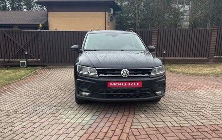 Volkswagen Tiguan II, 2020 год, 2 700 000 рублей, 1 фотография
