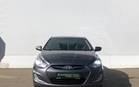 Hyundai Solaris II рестайлинг, 2011 год, 645 000 рублей, 2 фотография