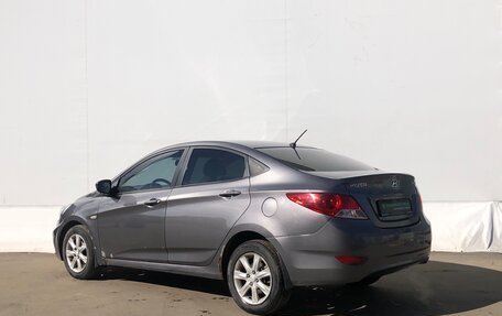 Hyundai Solaris II рестайлинг, 2011 год, 645 000 рублей, 7 фотография