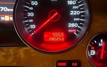 Audi A8, 2004 год, 650 000 рублей, 9 фотография