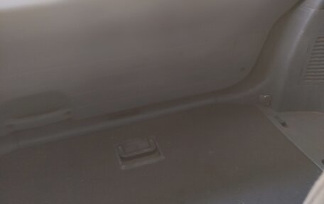 KIA Carens I (RS), 2003 год, 300 000 рублей, 2 фотография