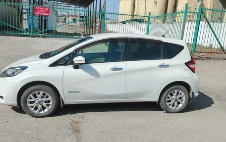 Nissan Note II рестайлинг, 2018 год, 1 350 000 рублей, 2 фотография