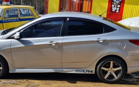 Hyundai Solaris II рестайлинг, 2011 год, 790 000 рублей, 14 фотография