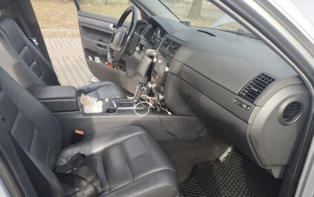 Volkswagen Touareg III, 2006 год, 950 000 рублей, 23 фотография