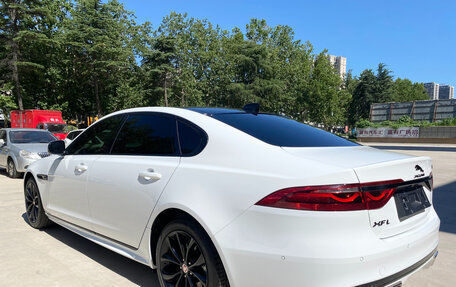 Jaguar XF II, 2021 год, 3 980 000 рублей, 14 фотография