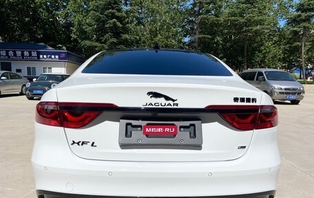 Jaguar XF II, 2021 год, 3 980 000 рублей, 15 фотография