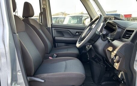 Toyota Roomy I, 2020 год, 725 000 рублей, 10 фотография