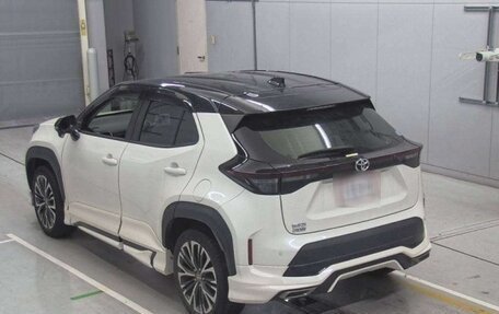 Toyota Yaris Cross, 2021 год, 1 530 000 рублей, 5 фотография