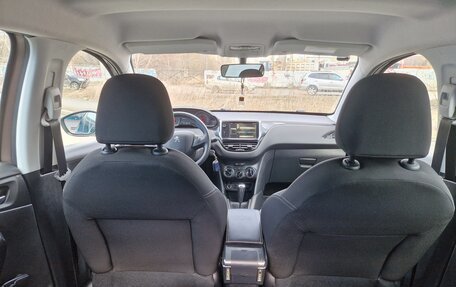 Peugeot 208 II, 2013 год, 690 000 рублей, 13 фотография