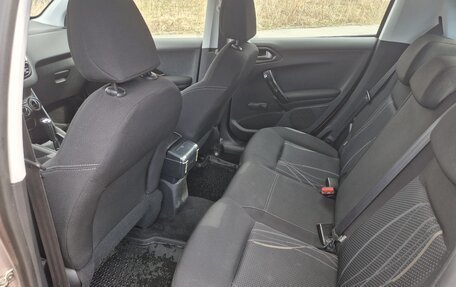 Peugeot 208 II, 2013 год, 690 000 рублей, 14 фотография