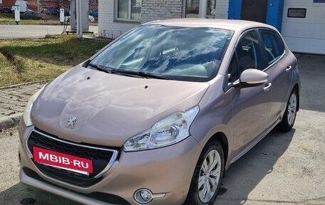 Peugeot 208 II, 2013 год, 690 000 рублей, 2 фотография