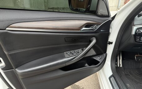 BMW 5 серия, 2018 год, 6 000 000 рублей, 3 фотография