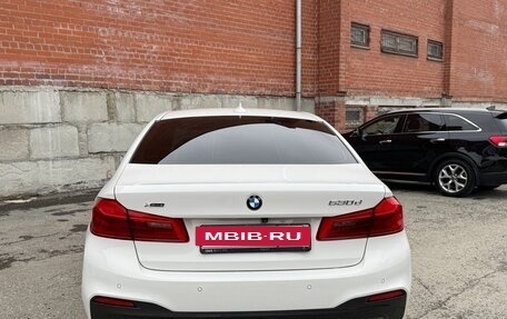 BMW 5 серия, 2018 год, 6 000 000 рублей, 9 фотография