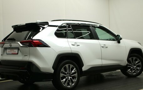 Toyota RAV4, 2021 год, 4 326 000 рублей, 2 фотография