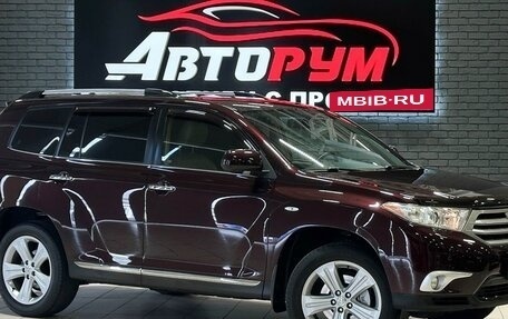Toyota Highlander III, 2011 год, 2 300 000 рублей, 1 фотография